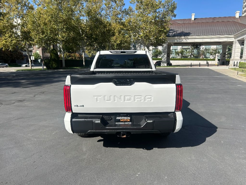 Toyota Tundra SR5 CrewMax 4WD Long Bed 2024