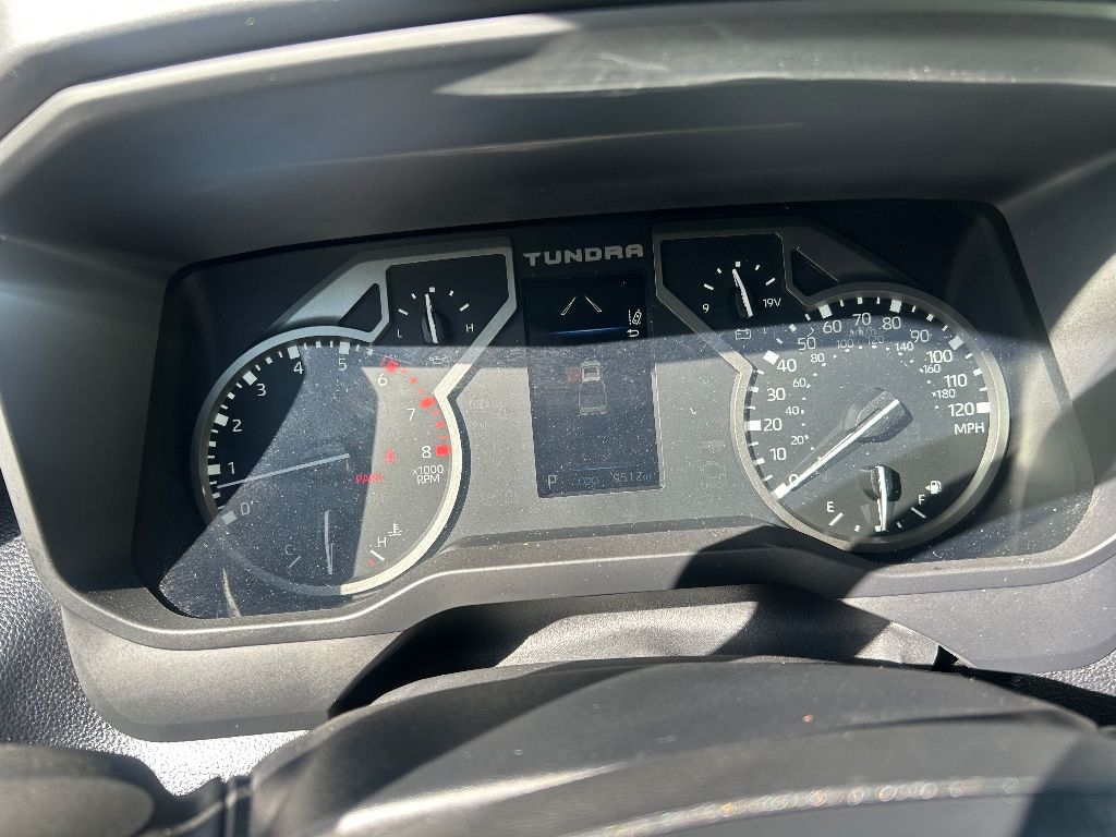 Toyota Tundra SR5 CrewMax 4WD Long Bed 2024