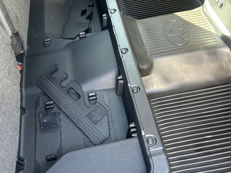 Toyota Tundra SR5 CrewMax 4WD Long Bed 2024