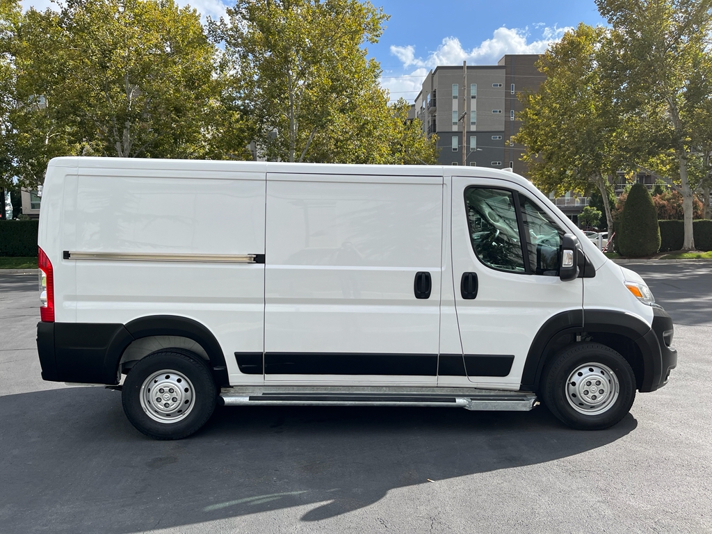 RAM Promaster 2500 Low Roof 2023