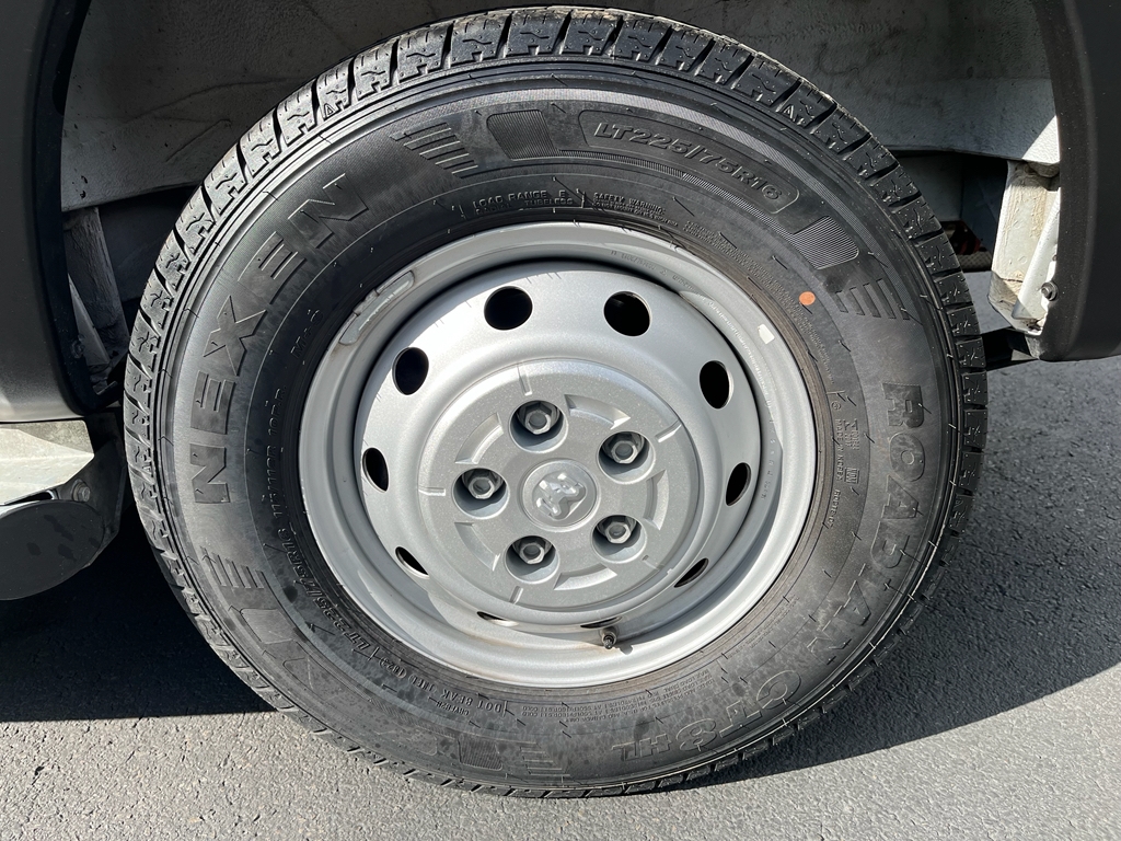 RAM Promaster 2500 Low Roof 2023