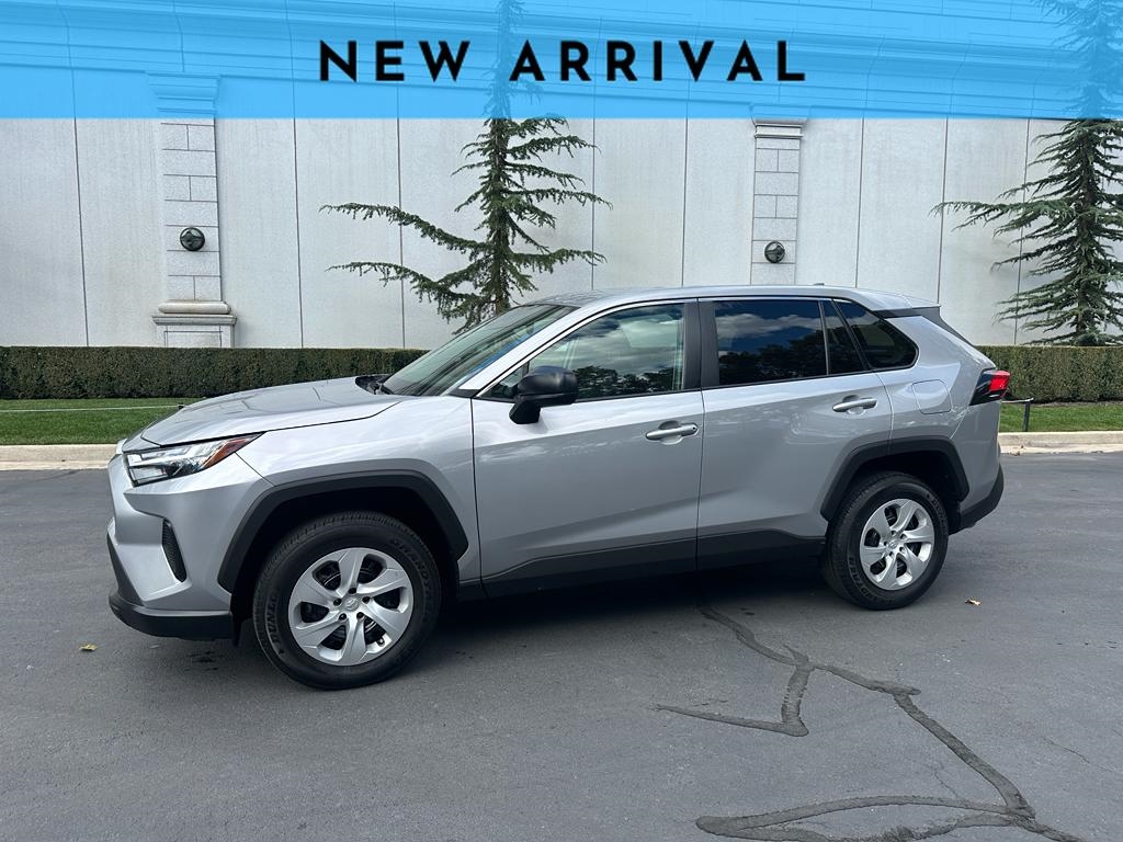 2024 Toyota RAV4 LE AWD
