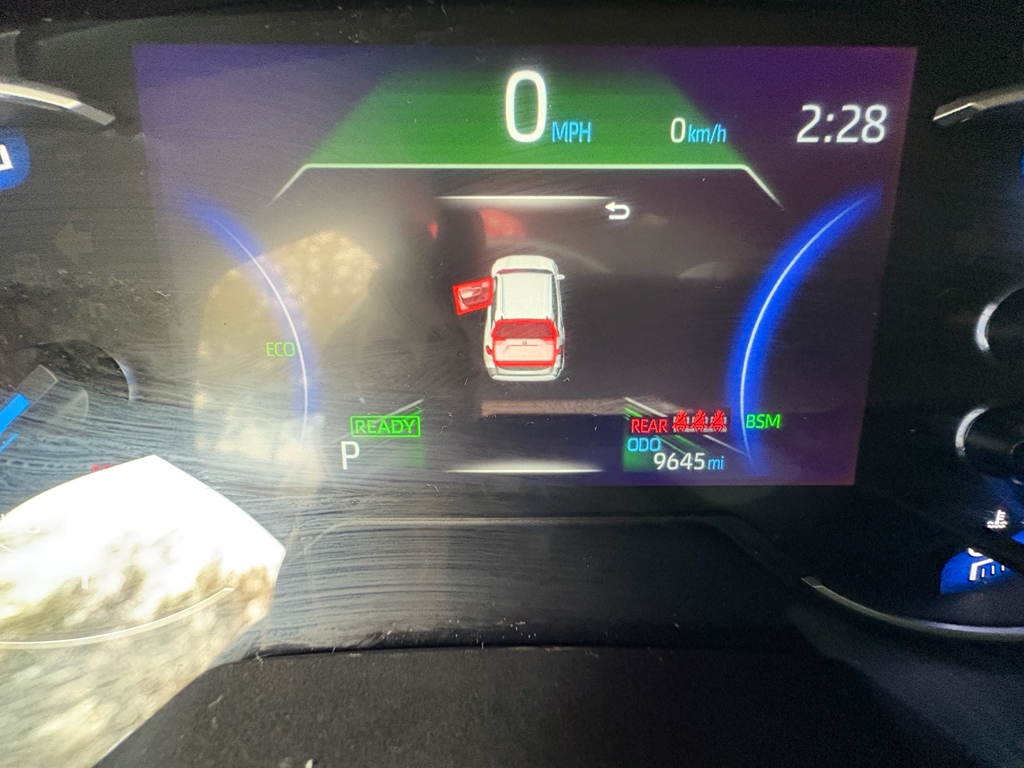 Toyota RAV4 Hybrid LE 2024