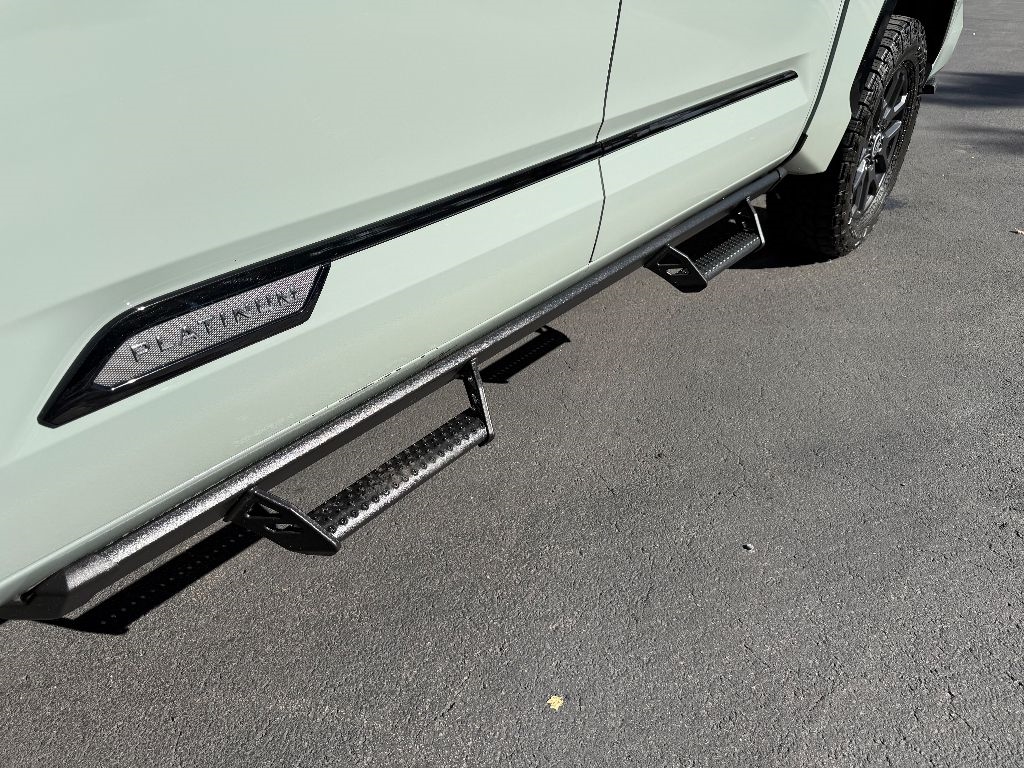Toyota Tundra Platinum CrewMax 4WD 2024