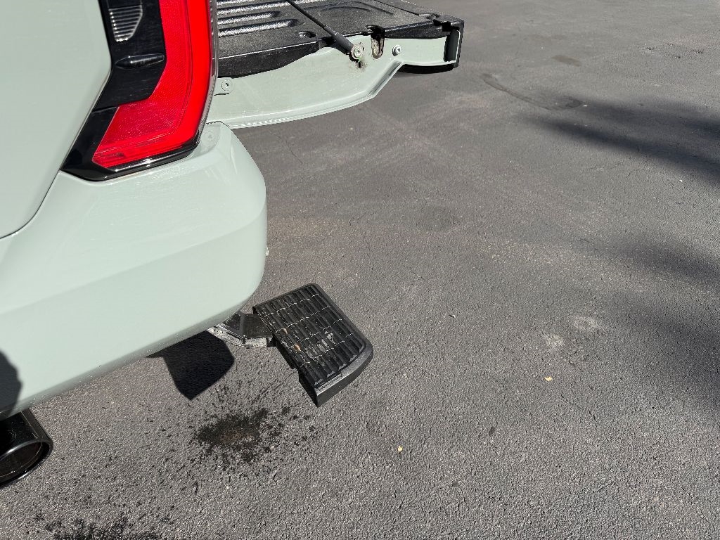 Toyota Tundra Platinum CrewMax 4WD 2024