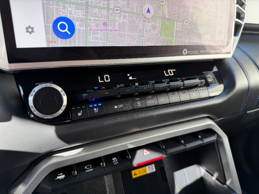 Toyota Tundra Platinum CrewMax 4WD 2024