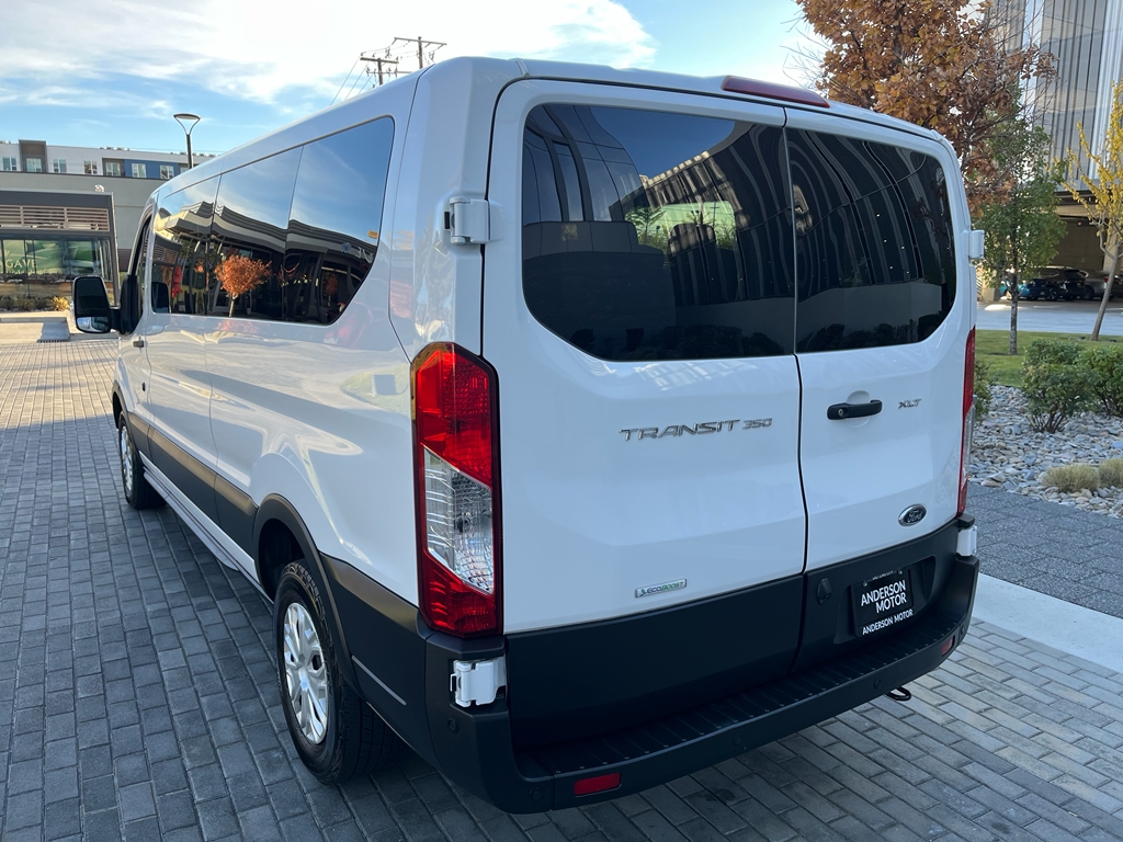 Ford Transit 350 Wagon Low Roof XLT w/Sliding Pass. 148-in. WB 2023