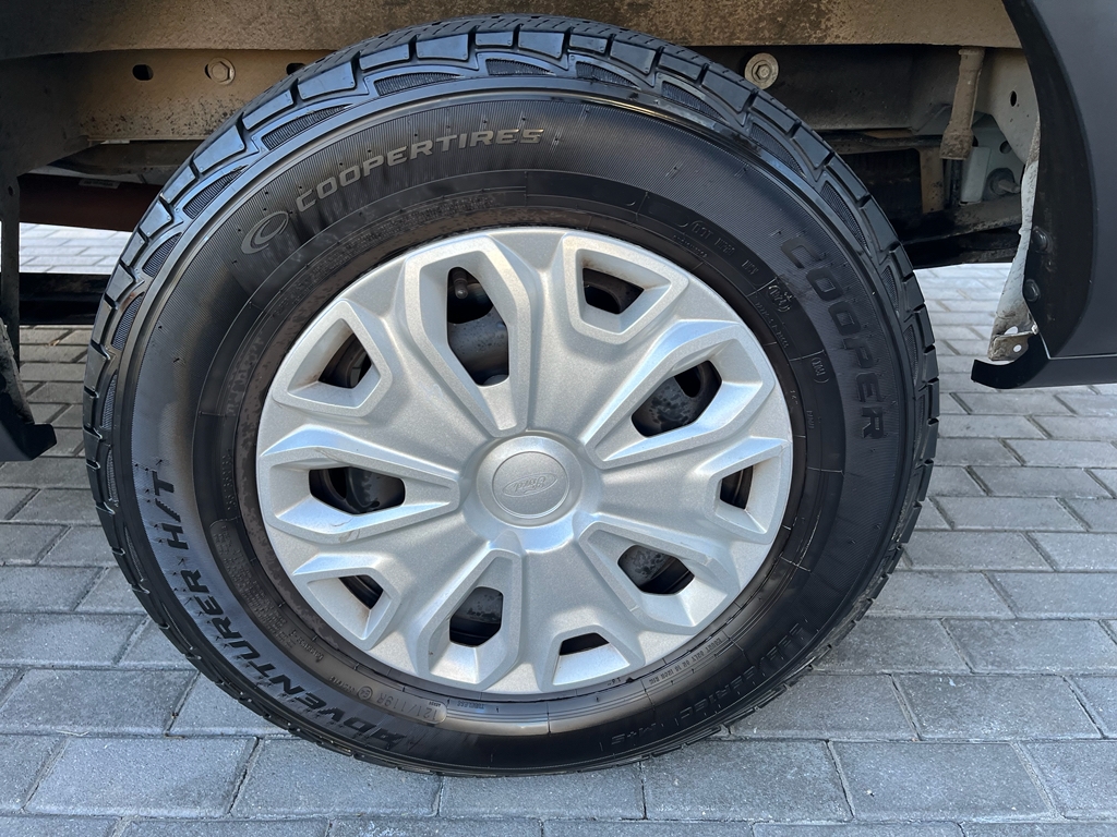 Ford Transit 350 Wagon Low Roof XLT w/Sliding Pass. 148-in. WB 2023