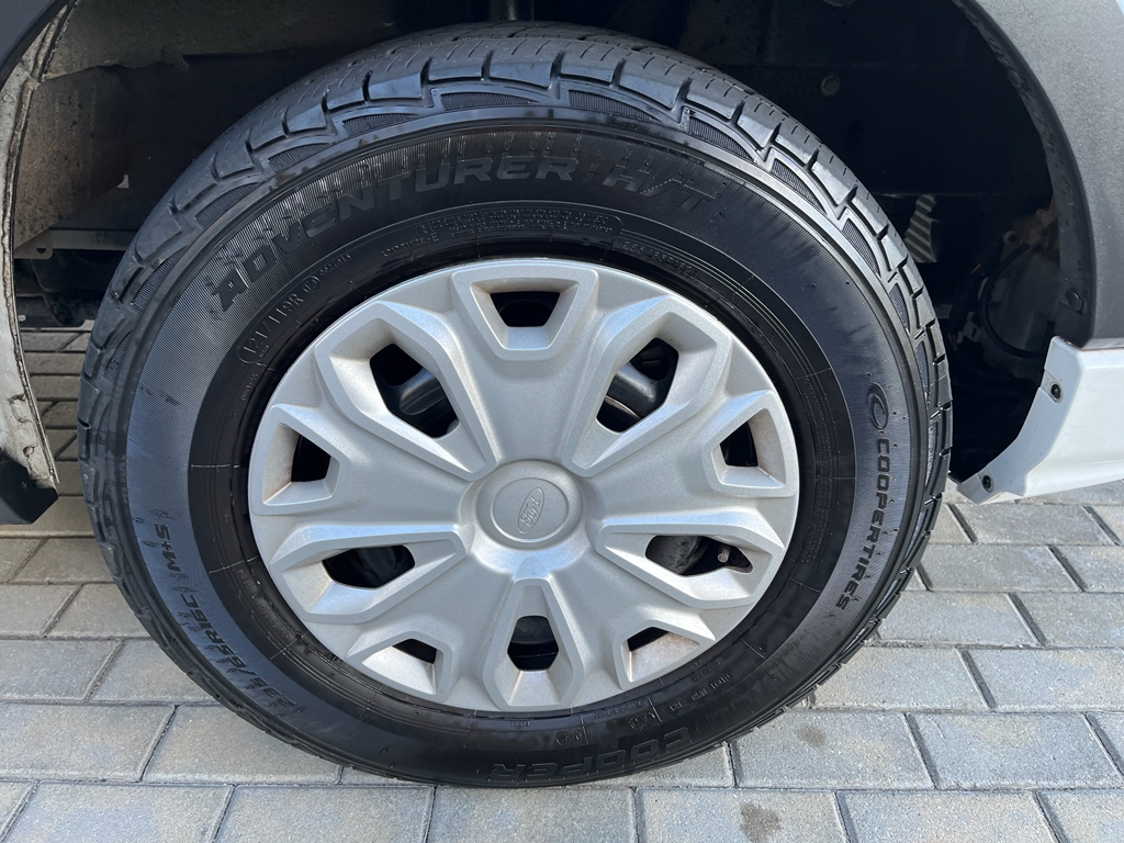 Ford Transit 350 Wagon Low Roof XLT w/Sliding Pass. 148-in. WB 2023