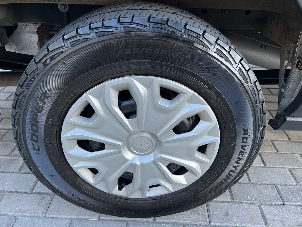 Ford Transit 350 Wagon Low Roof XLT w/Sliding Pass. 148-in. WB 2023