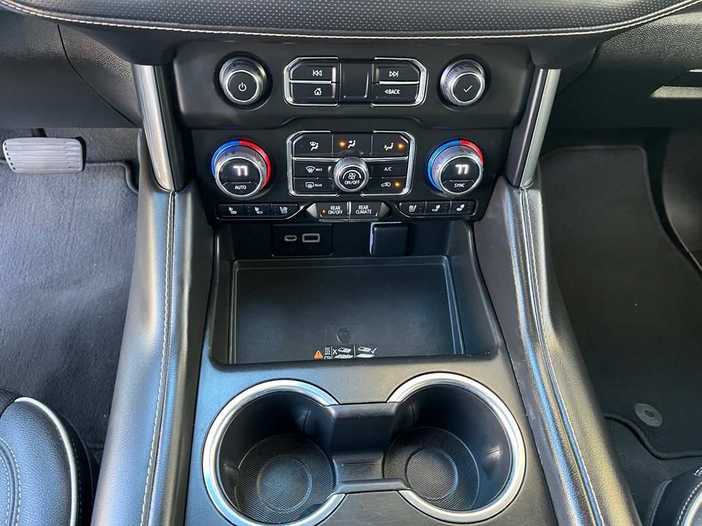 Chevrolet Suburban Premier 4WD 2023