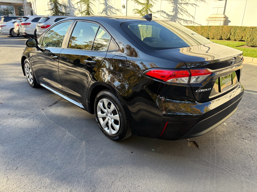 Toyota Corolla LE 2024