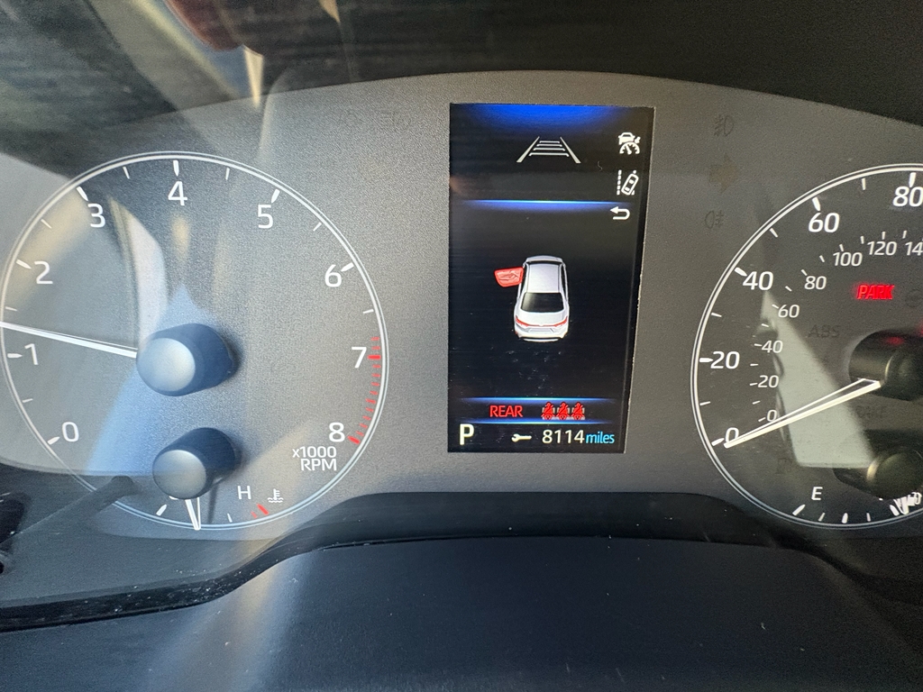 Toyota Corolla LE 2024