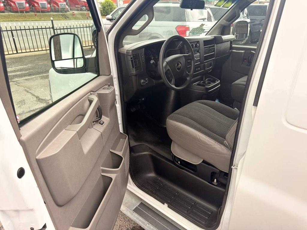 Chevrolet Express 2500 Cargo 2022