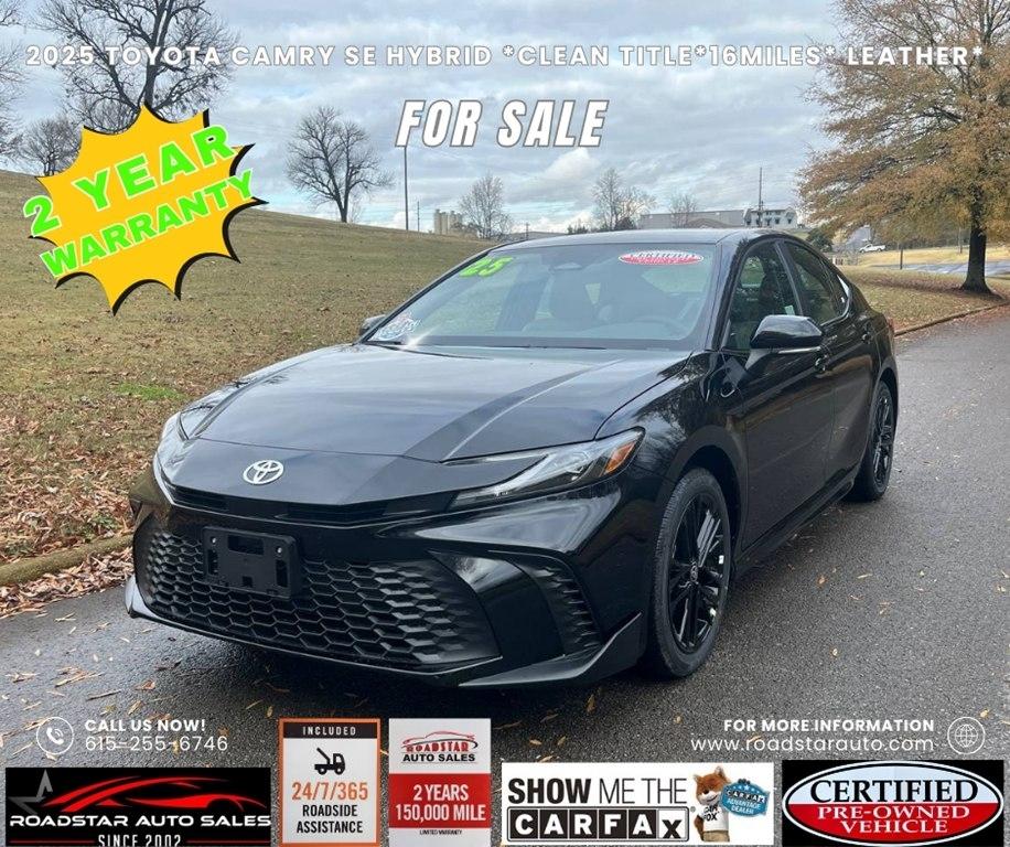 Toyota Camry Hybrid SE AWD 2025