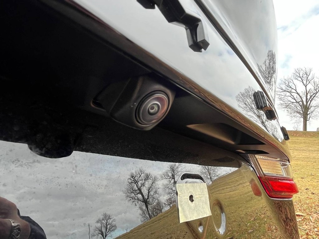 Toyota Camry Hybrid SE AWD 2025