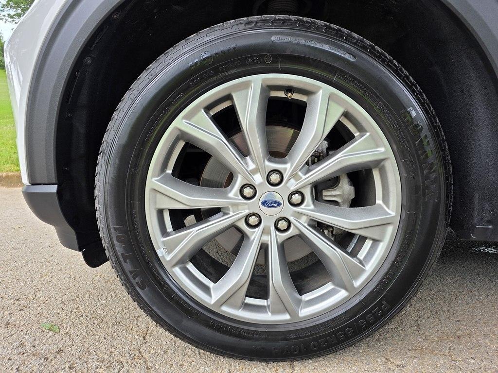 Ford Explorer Limited 4WD 2023