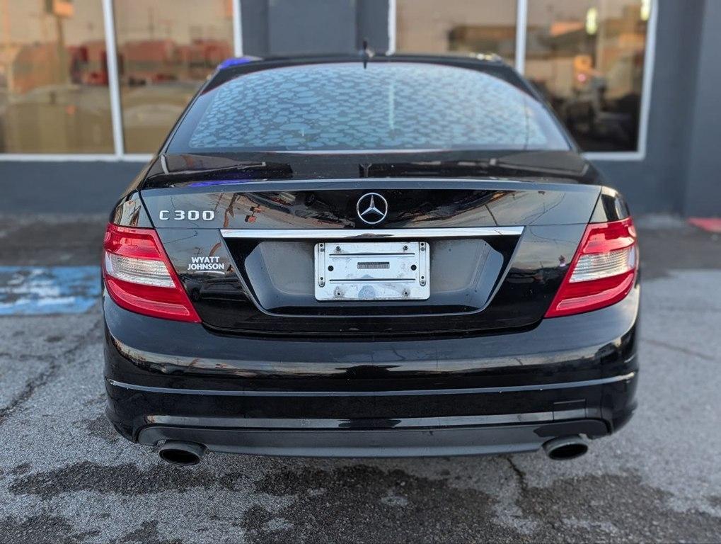 Mercedes-Benz C-Class 4dr Sdn 3.0L Sport RWD 2009
