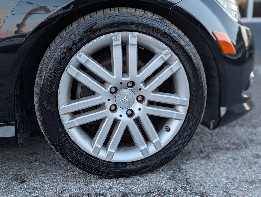 Mercedes-Benz C-Class 4dr Sdn 3.0L Sport RWD 2009