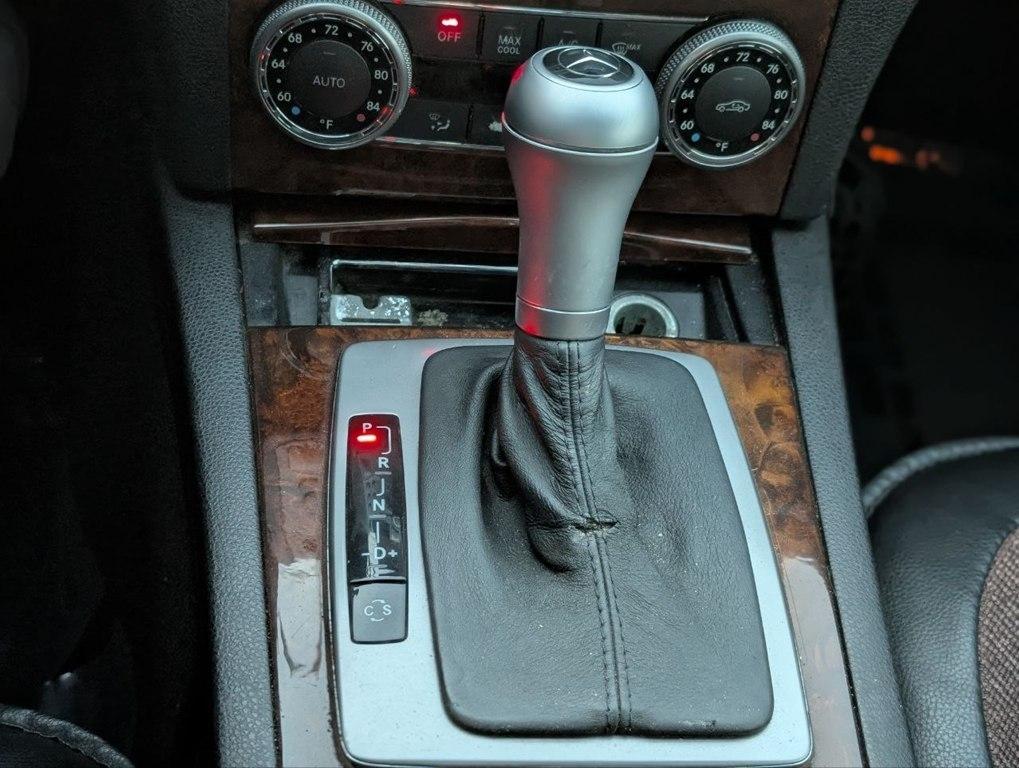 Mercedes-Benz C-Class 4dr Sdn 3.0L Sport RWD 2009