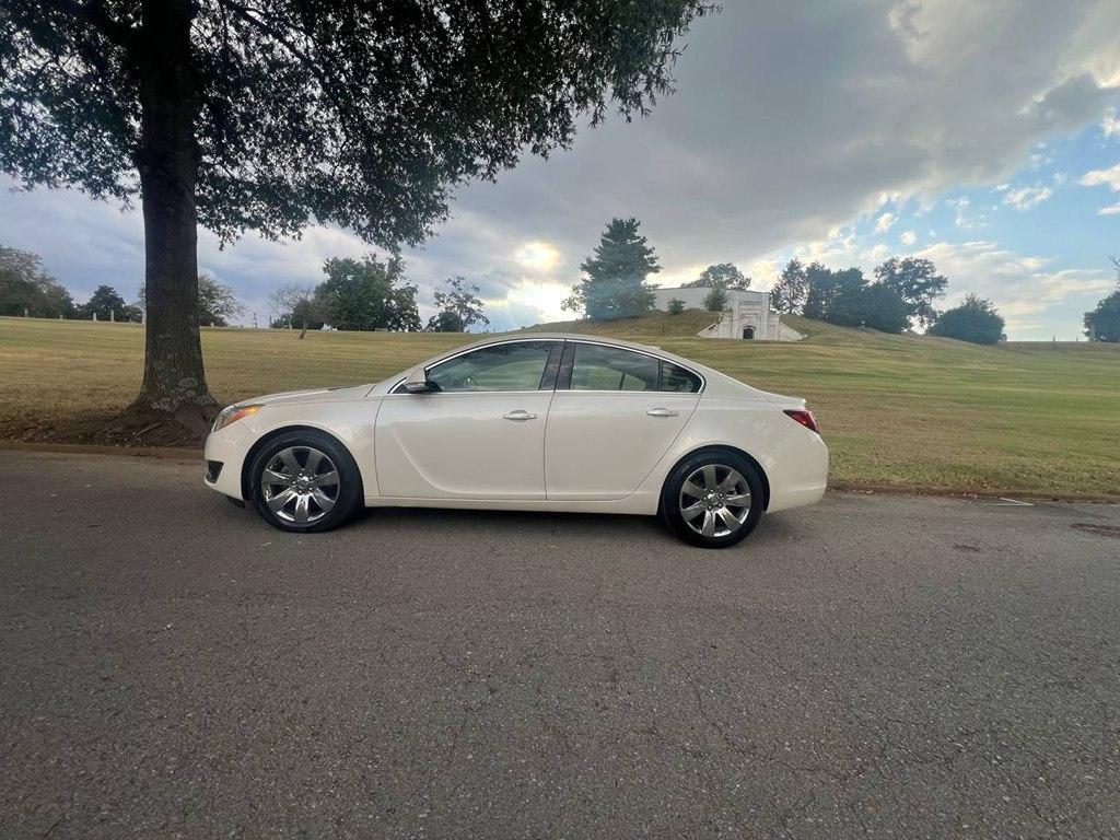 Buick Regal 4dr Sdn Premium I FWD 2015
