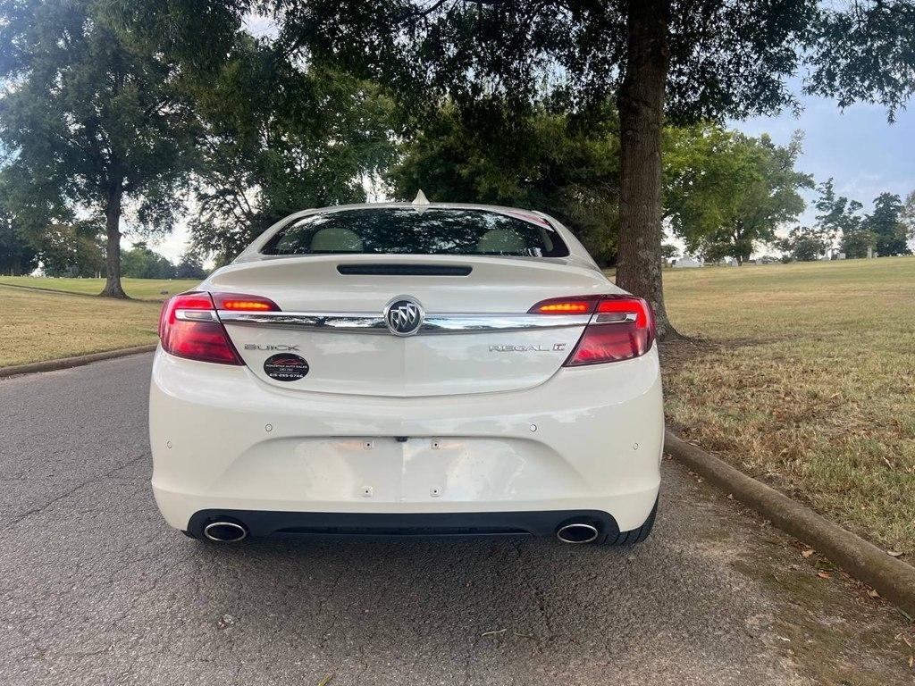 Buick Regal 4dr Sdn Premium I FWD 2015