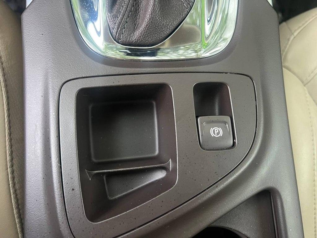 Buick Regal 4dr Sdn Premium I FWD 2015