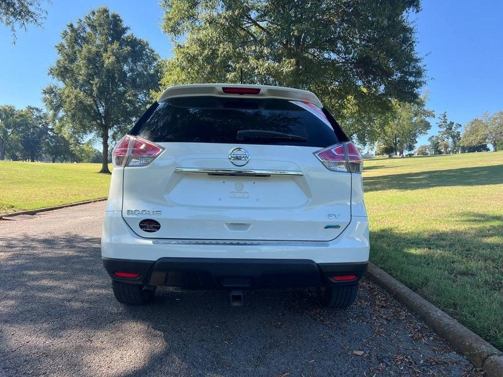 Nissan Rogue FWD 4dr SV 2014