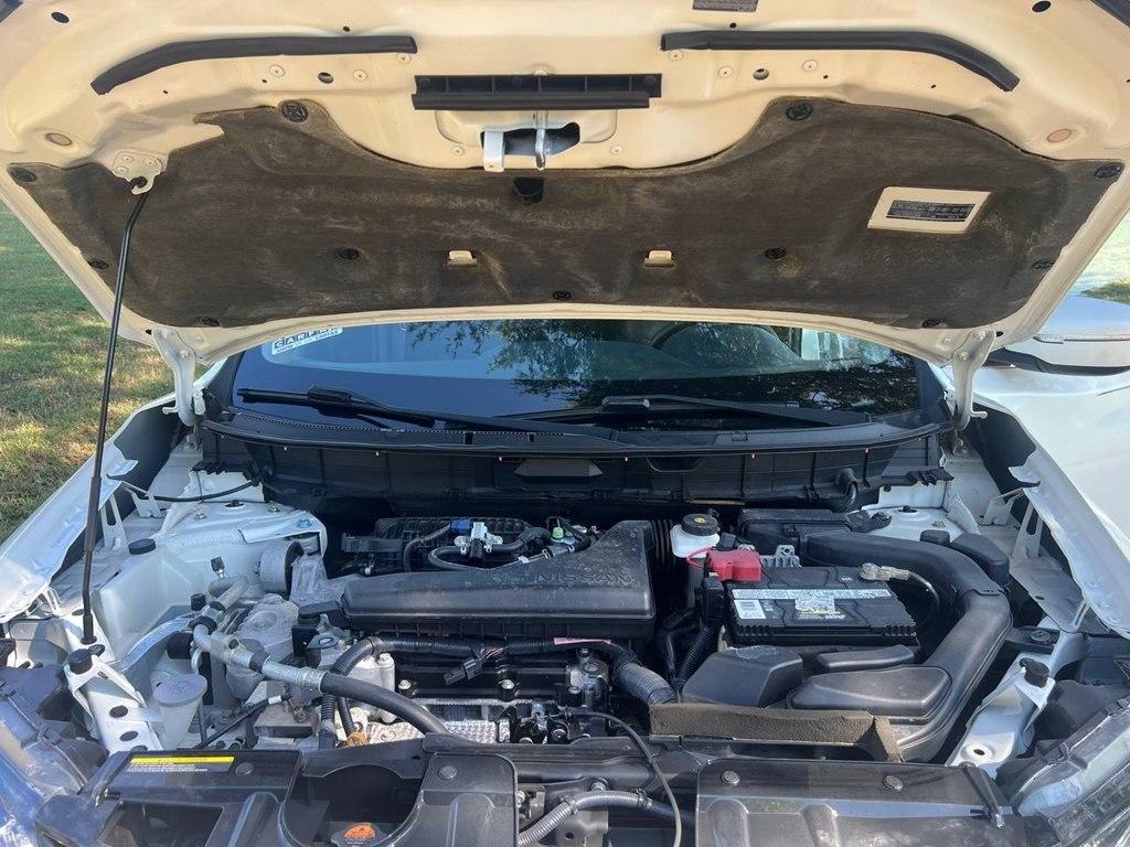 Nissan Rogue FWD 4dr SV 2014