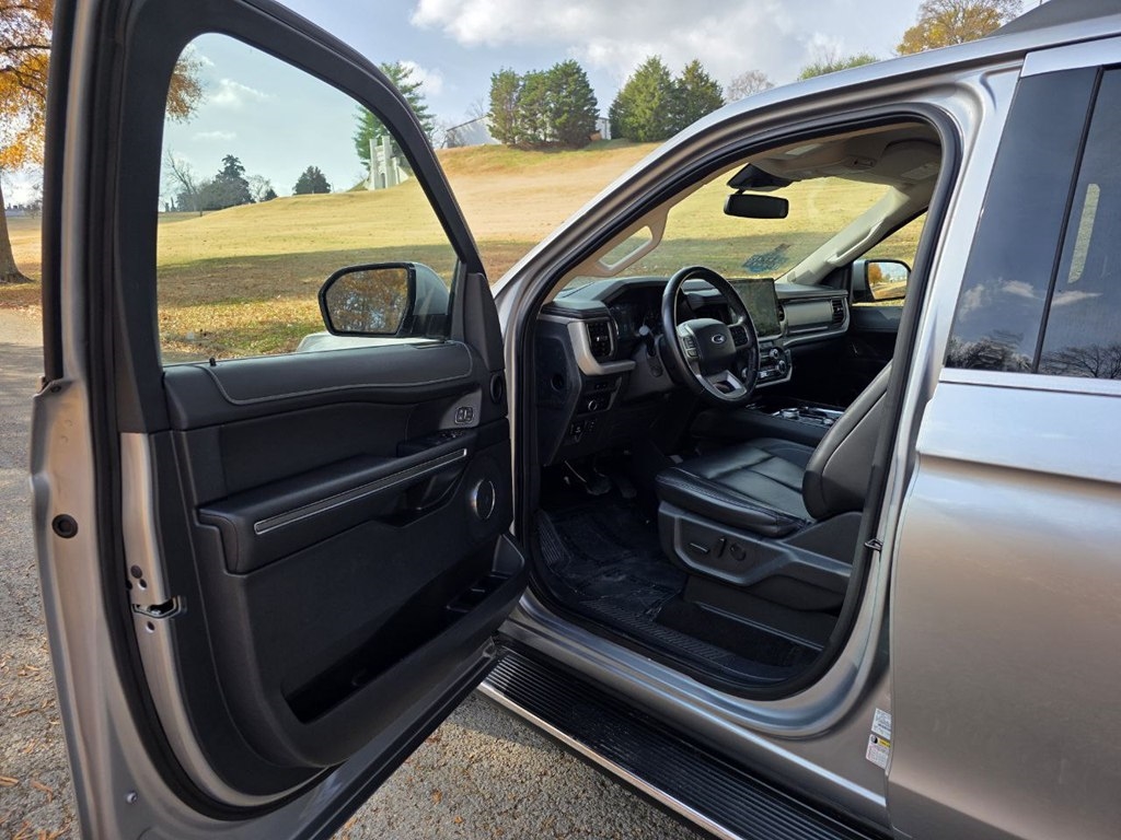 Ford Expedition Max XLT 4x4 2023