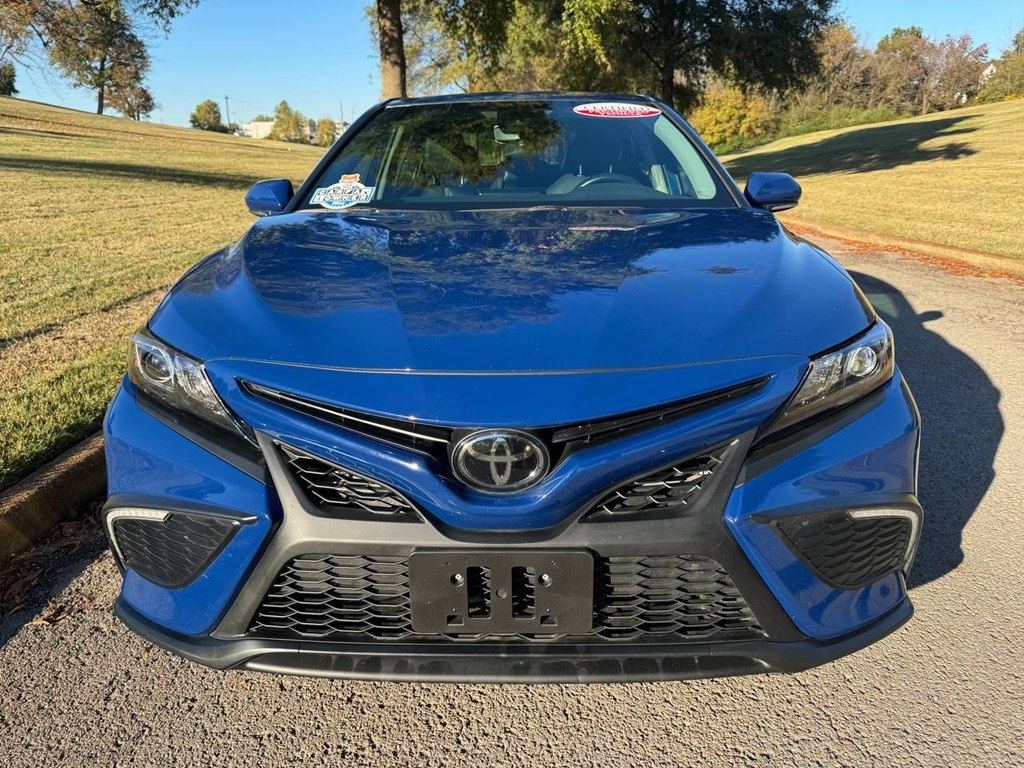 Toyota Camry SE Auto (Natl) 2024