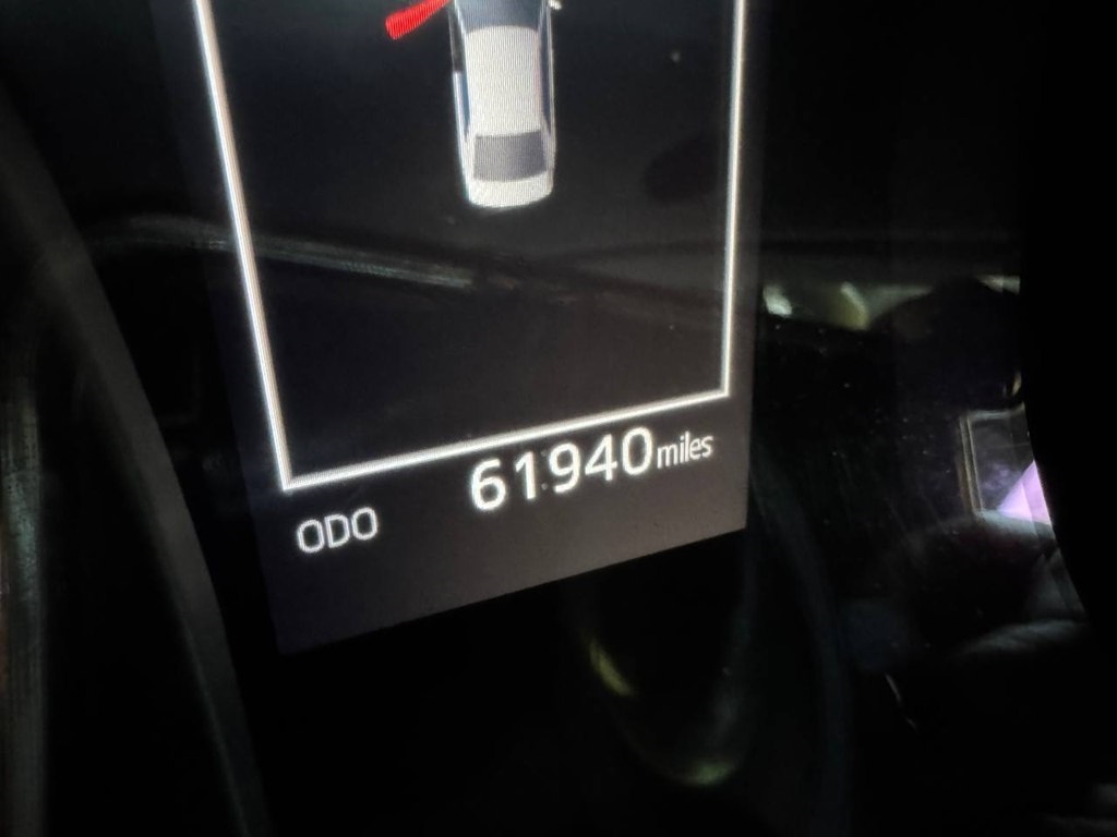 Toyota Camry SE Auto (Natl) 2024