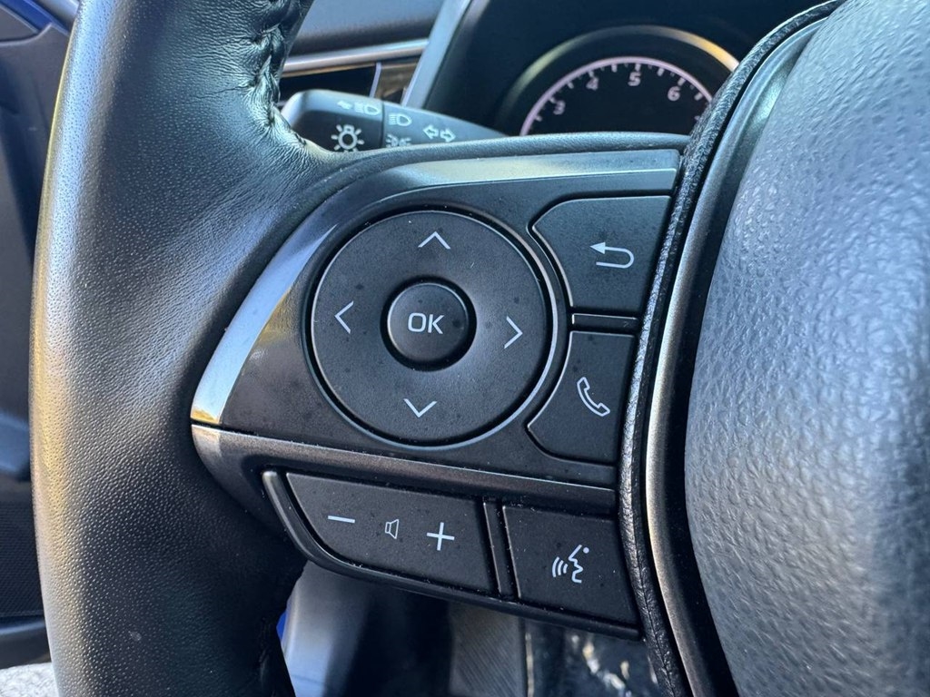 Toyota Camry SE Auto (Natl) 2024