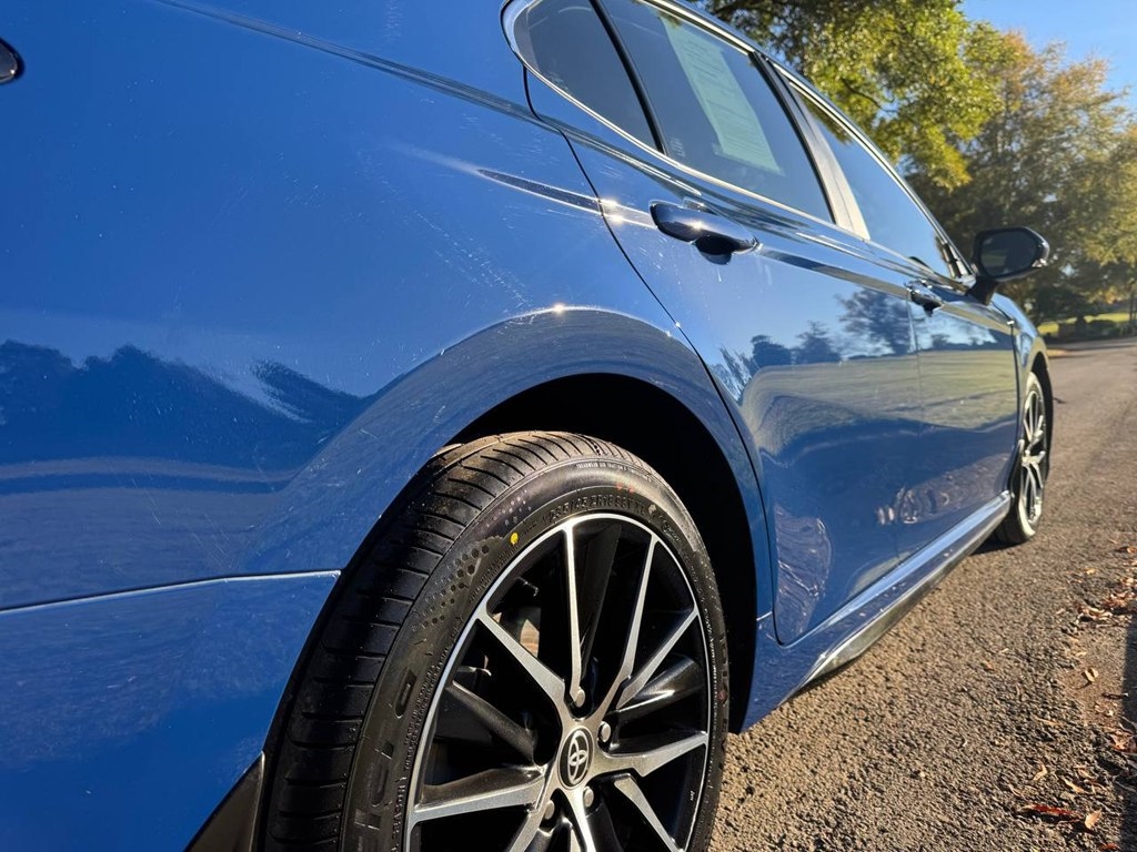 Toyota Camry SE Auto (Natl) 2024