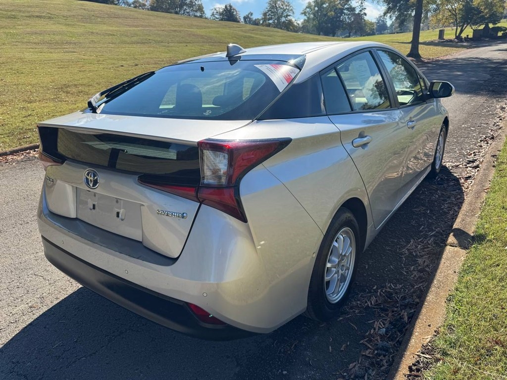 Toyota Prius L Eco (Natl) 2022