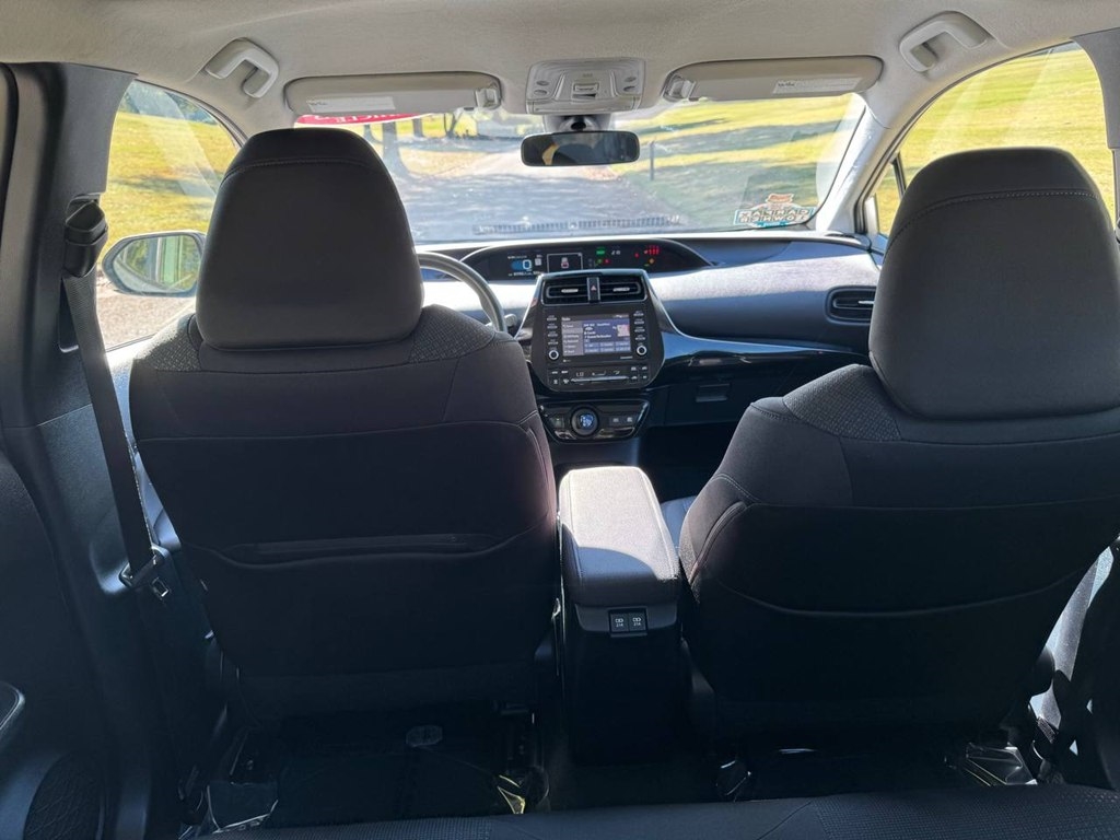 Toyota Prius L Eco (Natl) 2022