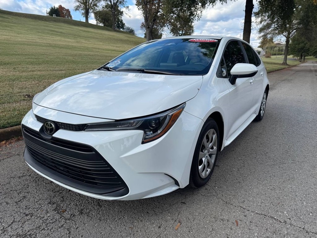 Toyota Corolla LE CVT (Natl) 2024