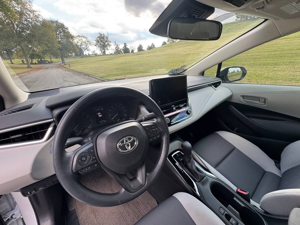 Toyota Corolla LE CVT (Natl) 2024