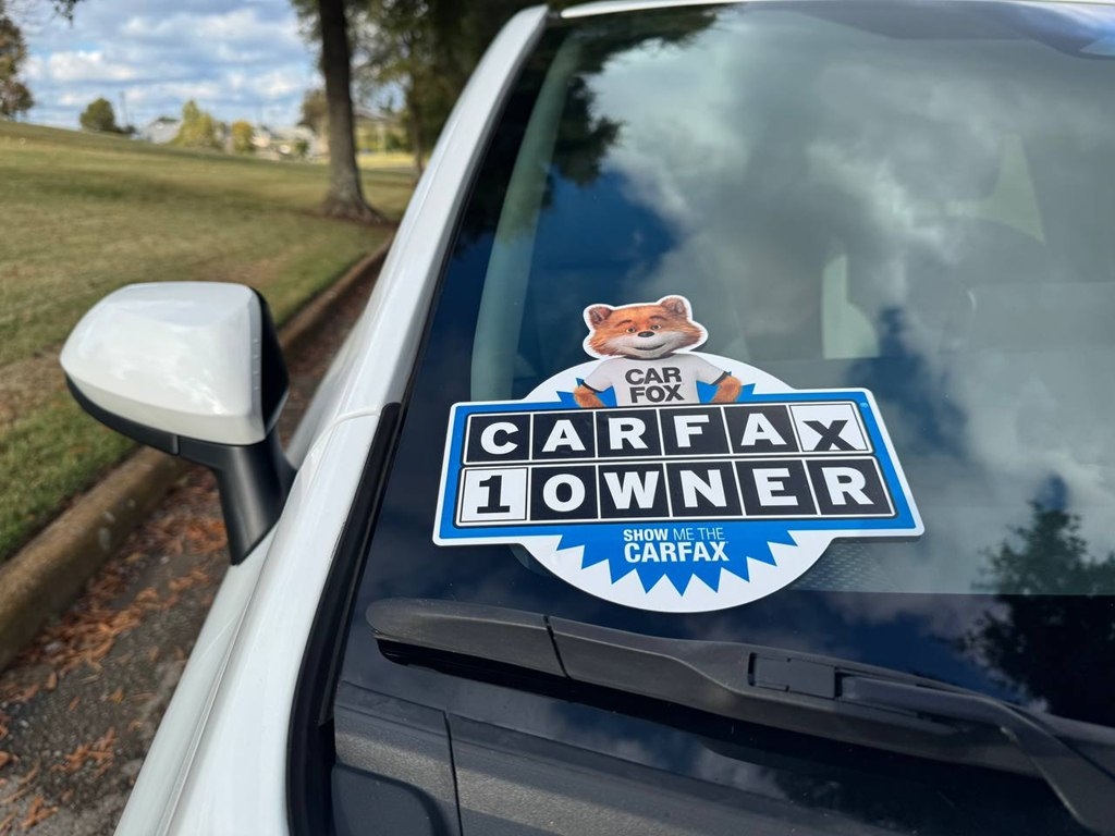 Toyota Corolla LE CVT (Natl) 2024