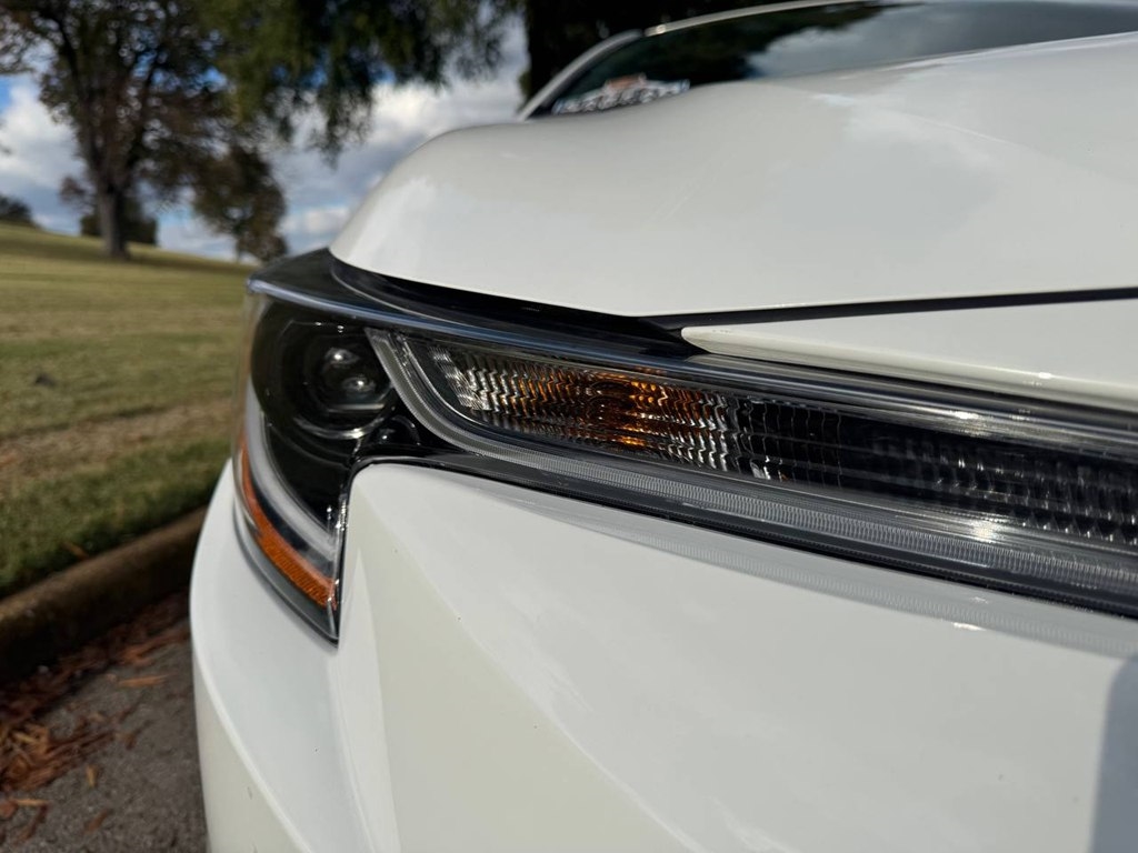 Toyota Corolla LE CVT (Natl) 2024