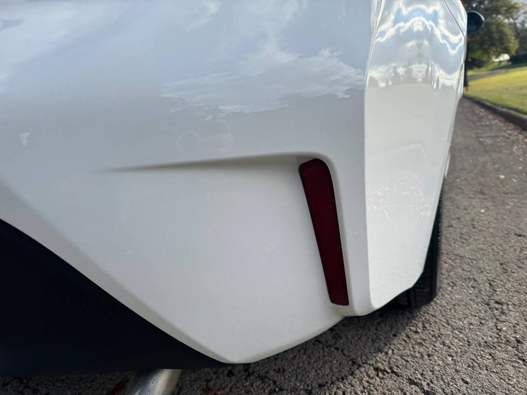 Toyota Corolla LE CVT (Natl) 2024