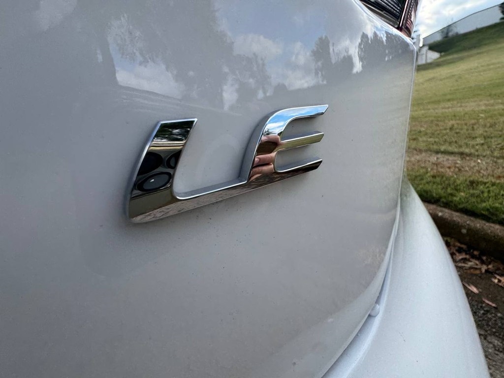 Toyota Corolla LE CVT (Natl) 2024