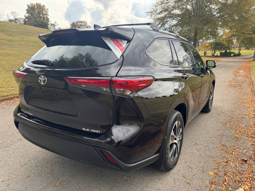 Toyota Highlander XLE AWD (Natl) 2022