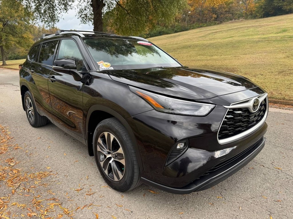 Toyota Highlander XLE AWD (Natl) 2022