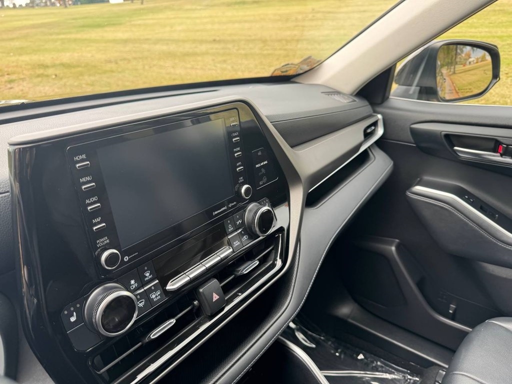 Toyota Highlander XLE AWD (Natl) 2022