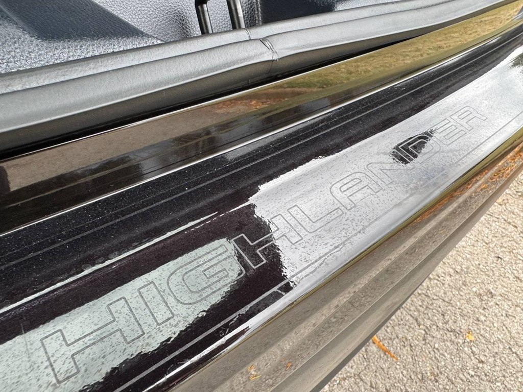 Toyota Highlander XLE AWD (Natl) 2022