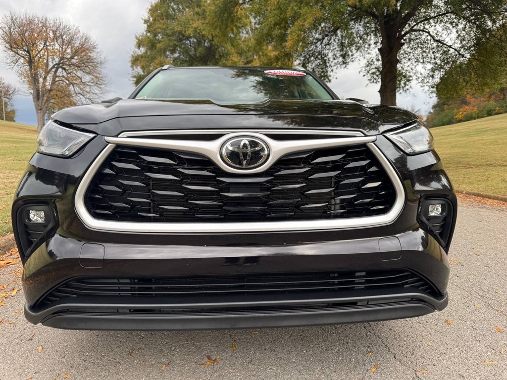 Toyota Highlander XLE AWD (Natl) 2022