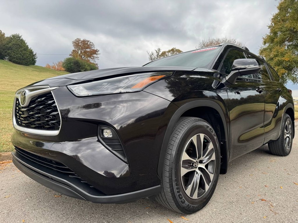 Toyota Highlander XLE AWD (Natl) 2022