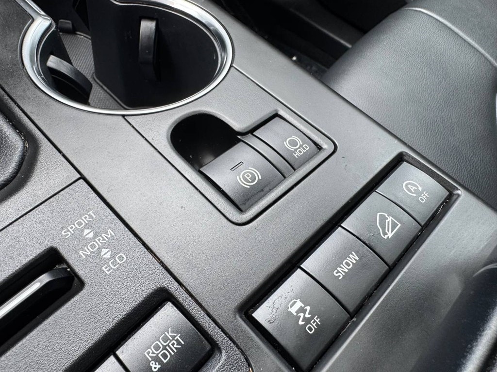 Toyota Highlander XLE AWD (Natl) 2022