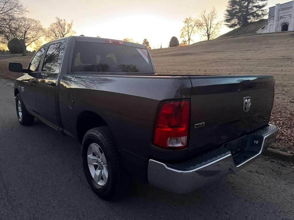 RAM 1500 Classic SLT 4x2 Crew Cab 6'4" Box 2021